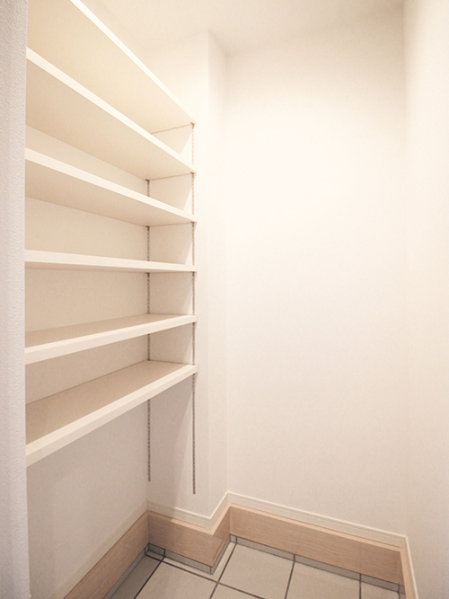 シューズボックス