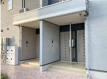 全体が写っていない