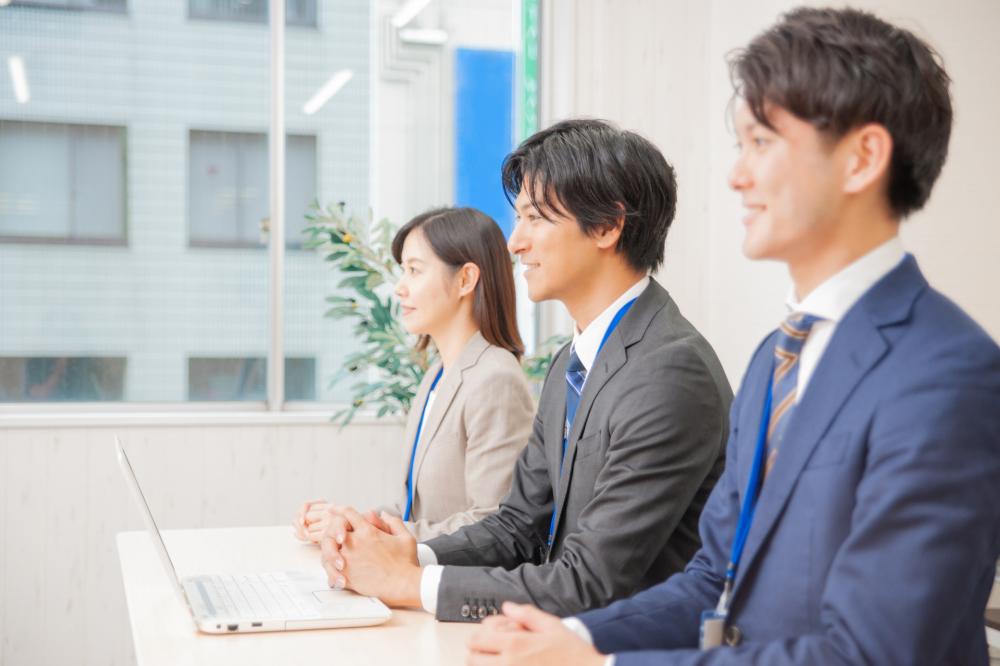 中小不動産会社向け人事戦略！新卒・中途採用の成功ポイントとは？